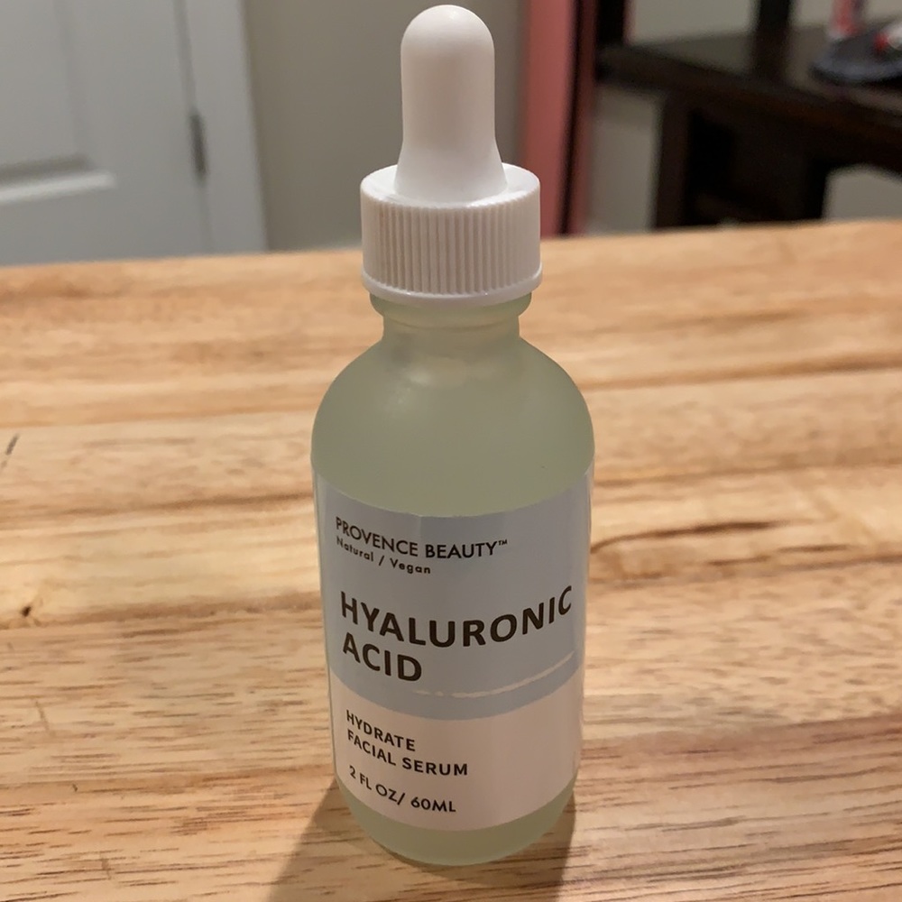 NWT Hyaluronic Acid! Hydrate Facial Serum!